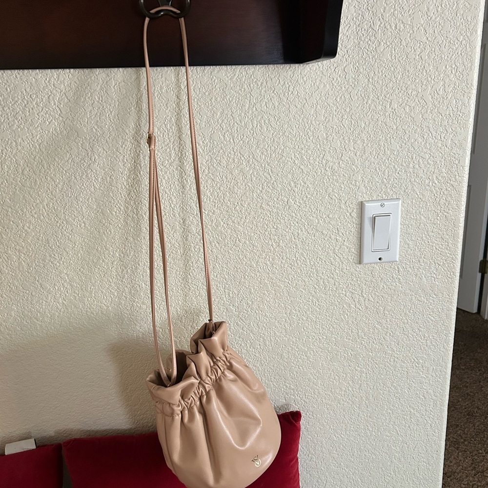 Victoria's Secret Tan Crossbody Bag * NWT